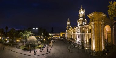Ana kare Plaza de Armas ünlü bazilika Katedrali, Arequipa Güney Peru, Unesco Dünya Mirası ile