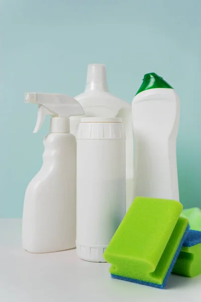 Produtos de limpeza de casa — Fotografia de Stock