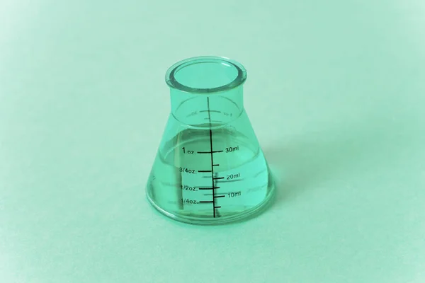 Tıp veya kimya şişesi — Stok fotoğraf