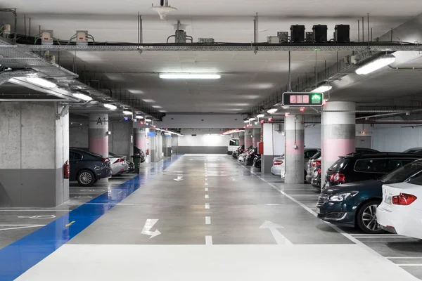 yeraltı otoparkı