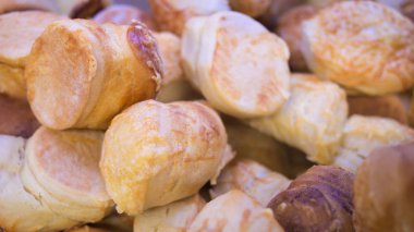 Peynir pasta piyasalardan