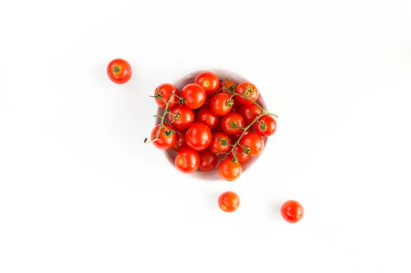 Plato de tomates rojos crudos italianos cereza primer plano — Foto de Stock