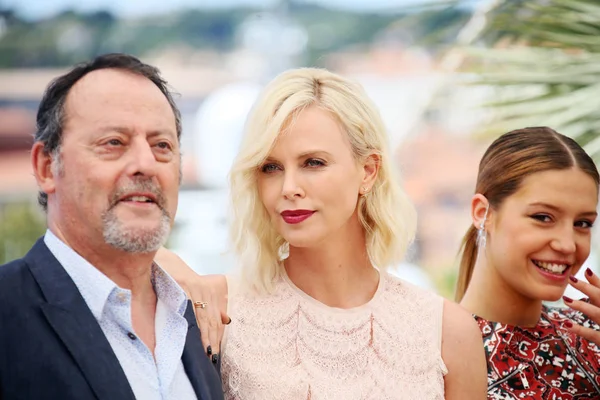 Charlize Theron, Adèle Exarchopoulos, Jean Reno — Photo