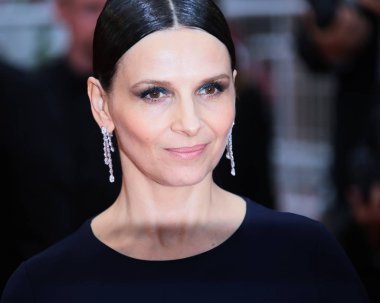 Juliette Binoche attends the 'Slack Bay (Ma Loute)'