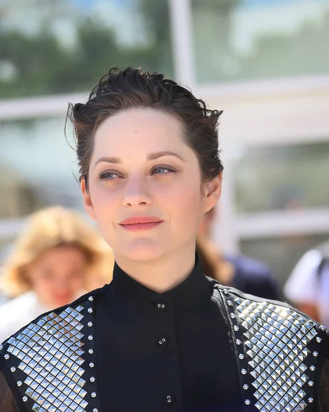 Marion Cotillard katılır ' sadece End Of The World (Juste olduğunu — Stok fotoğraf