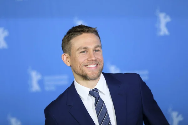 Charlie Hunnam deltager i 'The Lost City of Z' - Stock-foto