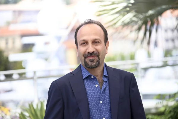 Ashgar Farhadi asiste a 'El Vendedor (Forushande)' — Foto de Stock