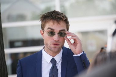 Robert Pattinson attends the 'Good Time' 
