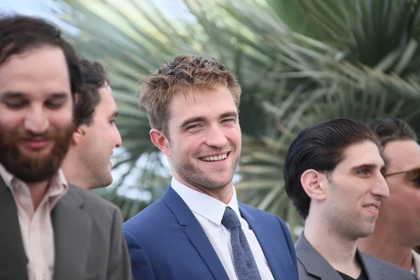 Ben Safdie, Joshua Safdie, Robert Pattinson, amigo de coação, sistema operacional — Fotografia de Stock