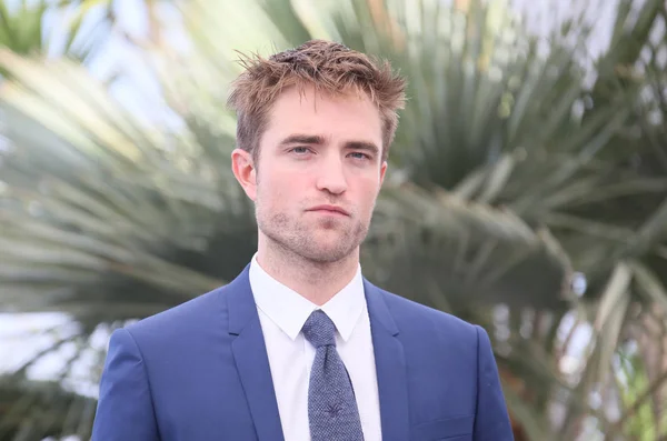 Robert Pattinson asiste al 'Buen Tiempo' — Foto de Stock