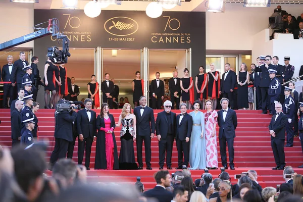 Stars attend the Opening Gala in cannes — Stock Photo, Image