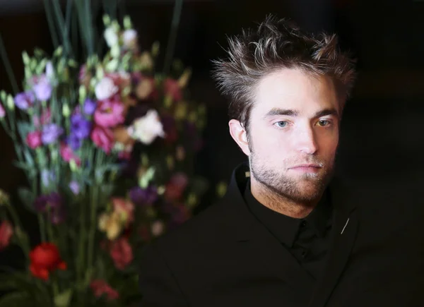 Robert Pattinson asiste a la 'Damel' — Foto de Stock