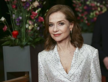 Isabelle Huppert attends the 'Eva' 