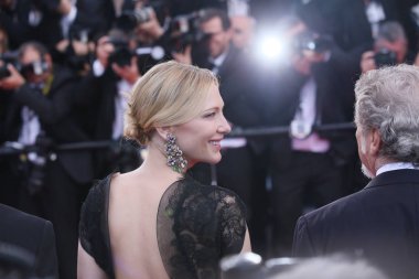 Cate Blanchett açılış galası katıldı 