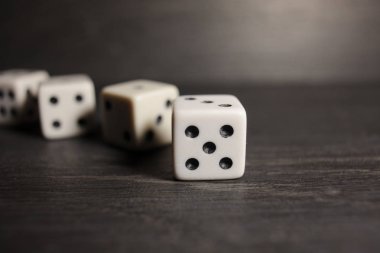 zar, zar oyunları için