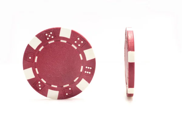 白い背景で隔離のカジノ チップ — ストック写真