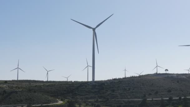 Οι ανεμογεννήτριες. Eco power έννοια — Αρχείο Βίντεο