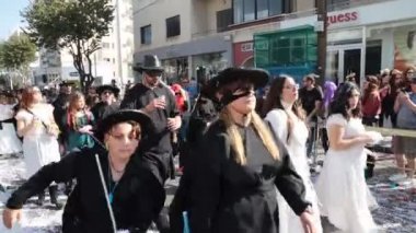 Limassol, Kıbrıs - 26 Şubat: Grand karnaval geçit, 26 Şubat 2017 Limassol, Kıbrıs