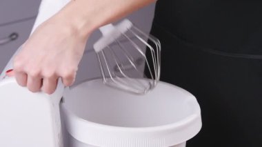 Hamur karıştırıcı kneads