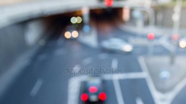 Şehir trafik ışığı bokeh görünümü yukarıdan