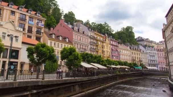 KARLOVY VARY - 13 JUIN : Plan temporel de Karlovy Vary, République tchèque, le 13 juin 2017 à Karlovy Vary — Video