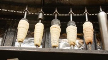 Çek Ulusal çanak Trdelnik pişmiş ve kavrulmuş