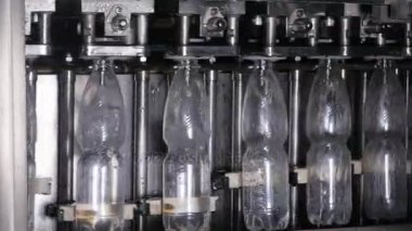 Su işleme ve saf su şişeleme için satır şişeleme