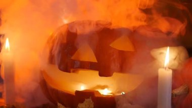 Parlayan yasaktır canavar balkabağı. Cadılar Bayramı kavramı