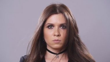 Siyah gözlü seksi kadın makyaj gölgeler