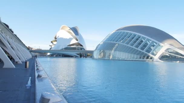 Edifício hemisférico em Valência, Espanha. Cidade das Artes e Ciências — Vídeo de Stock