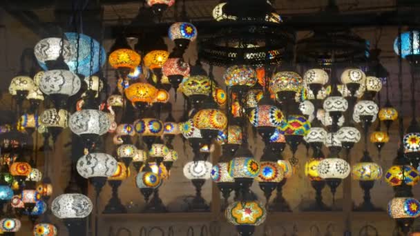 Pestrobarevné mozaiky lampy — Stock video