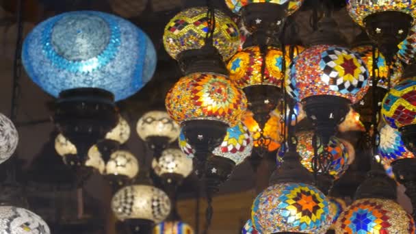 Bunte Mosaiklampen — Stockvideo