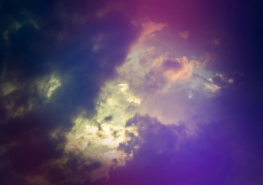 Yıldızlı gece gökyüzü.