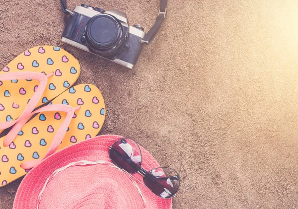 Aksesuarlar ile yaz konsepti.