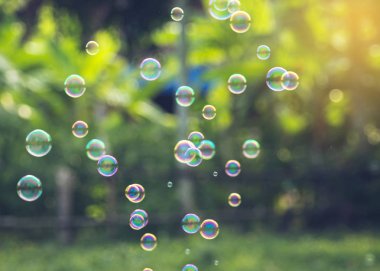 Gökkuşağı balonları 