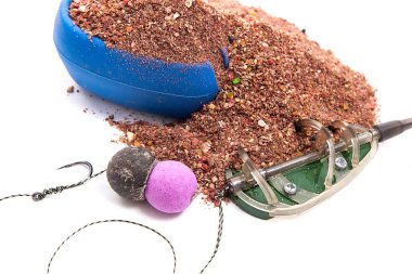 Sazan balık için yem kuru. Kullanıma hazır sazan balıkçılık ile yem 