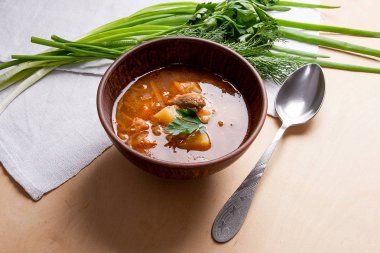 Geleneksel Rus kırmızı pancar çorbası Borsch - wit