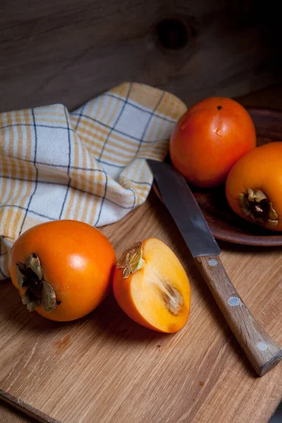 Composition Ripe Delicious Whole Persimmon Fruits Half Sliced Fruit Ready — Stock Photo, Image