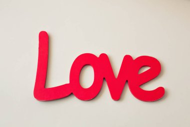 Kelime aşk. St Sevgililer günü veya düğün günü kavramı.