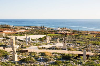 Aya Napa, Kıbrıs - 17 Şubat 2017: Kıbrıs Adası, Uluslararası Heykel Parkı