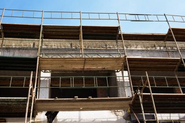 Bina yapım aşamasında