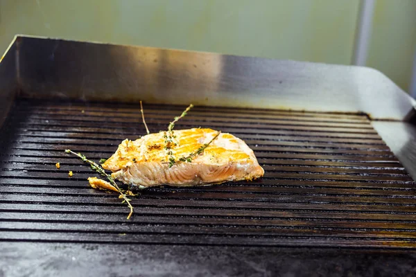 Cooking fish Steak close-up — Stock Photo, Image