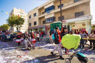 Limassol, Kıbrıs - 26 Şubat: Karnaval katılan Limasol Kıbrıs karnaval geçit üzerinde 26 Şubat 2017