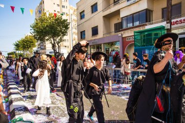 Limassol, Kıbrıs - 26 Şubat: Karnaval katılan Limasol Kıbrıs karnaval geçit üzerinde 26 Şubat 2017