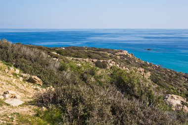 Hills ile deniz manzarası