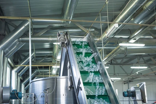 Plastic bottle making process — Stock Photo, Image