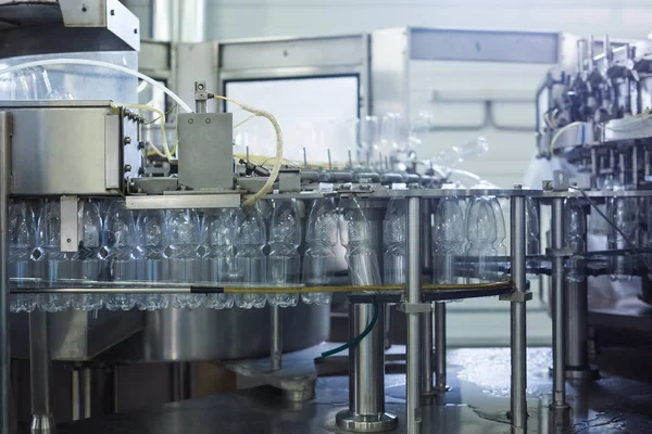 İçecek su üretim hattı sektöründe