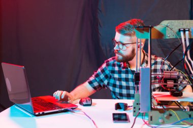 3D yazıcı kullanma office erkek mimar