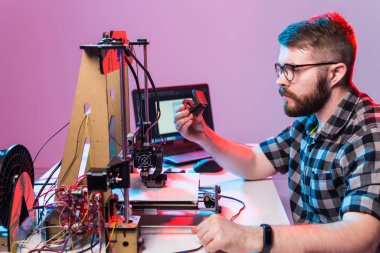 3D yazıcı kullanma office erkek mimar