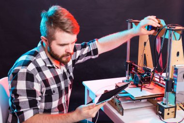 3D yazıcı kullanma office erkek mimar